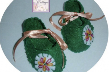 Green with felt embroidered embellishments
